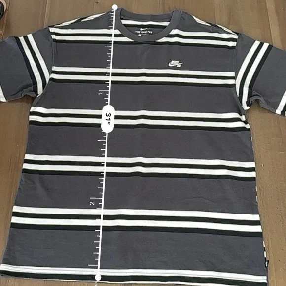 Men’s Nike SB loose fit shirt size medium - Picture 7 of 9